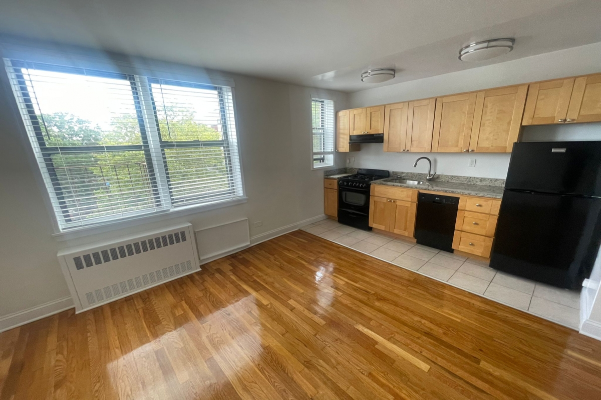 Apartment Hoover Avenue  Queens, NY 11435, MLS-RD4909-4