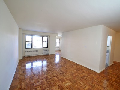 Apartment Crescent Street  Queens, NY 11106, MLS-RD4936-11