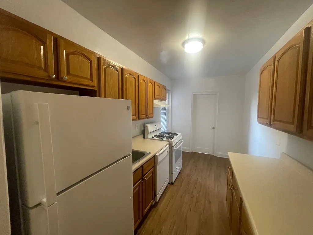 Apartment Booth Street  Queens, NY 11374, MLS-RD4951-2