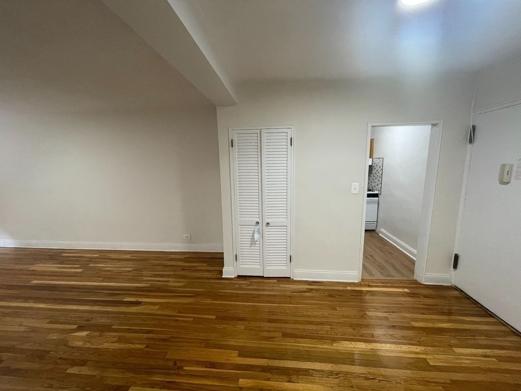 Apartment 67th Road  Queens, NY 11375, MLS-RD4952-3