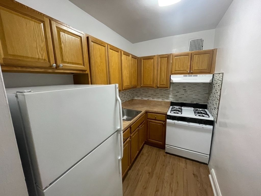 Apartment 67th Road  Queens, NY 11375, MLS-RD4952-5