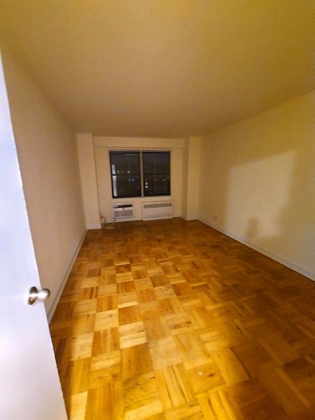 Apartment 67th Avenue  Queens, NY 11374, MLS-RD4968-3