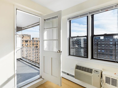 Apartment 57th Avenue  Queens, NY 11368, MLS-RD4970-5