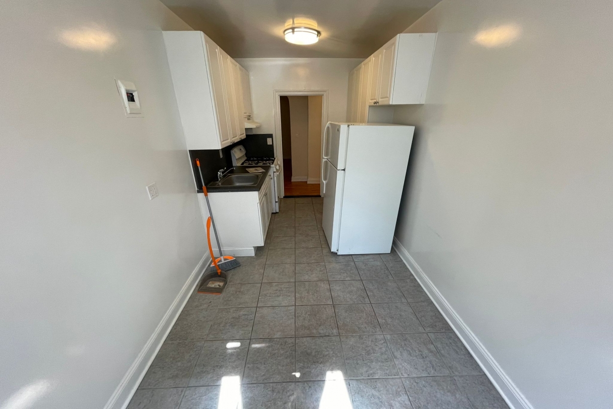 Apartment Highland Avenue  Queens, NY 11432, MLS-RD4972-5