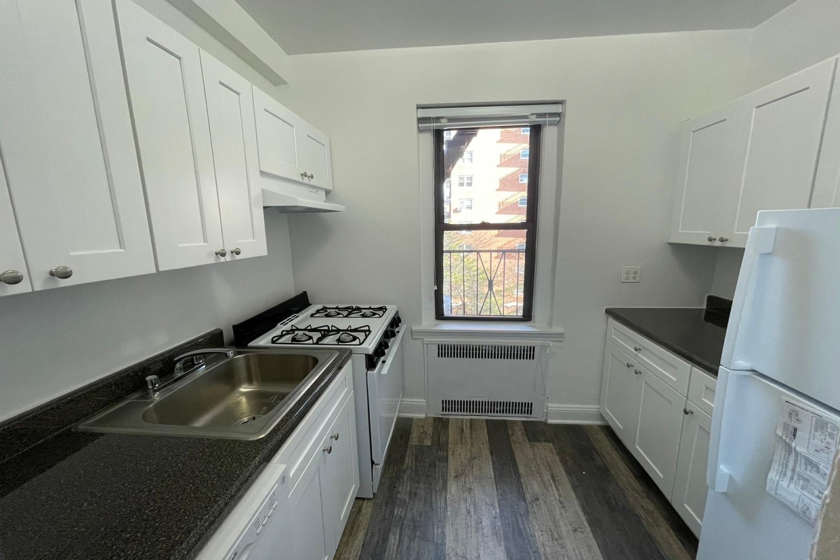 Apartment 112th Street  Queens, NY 11375, MLS-RD4999-3