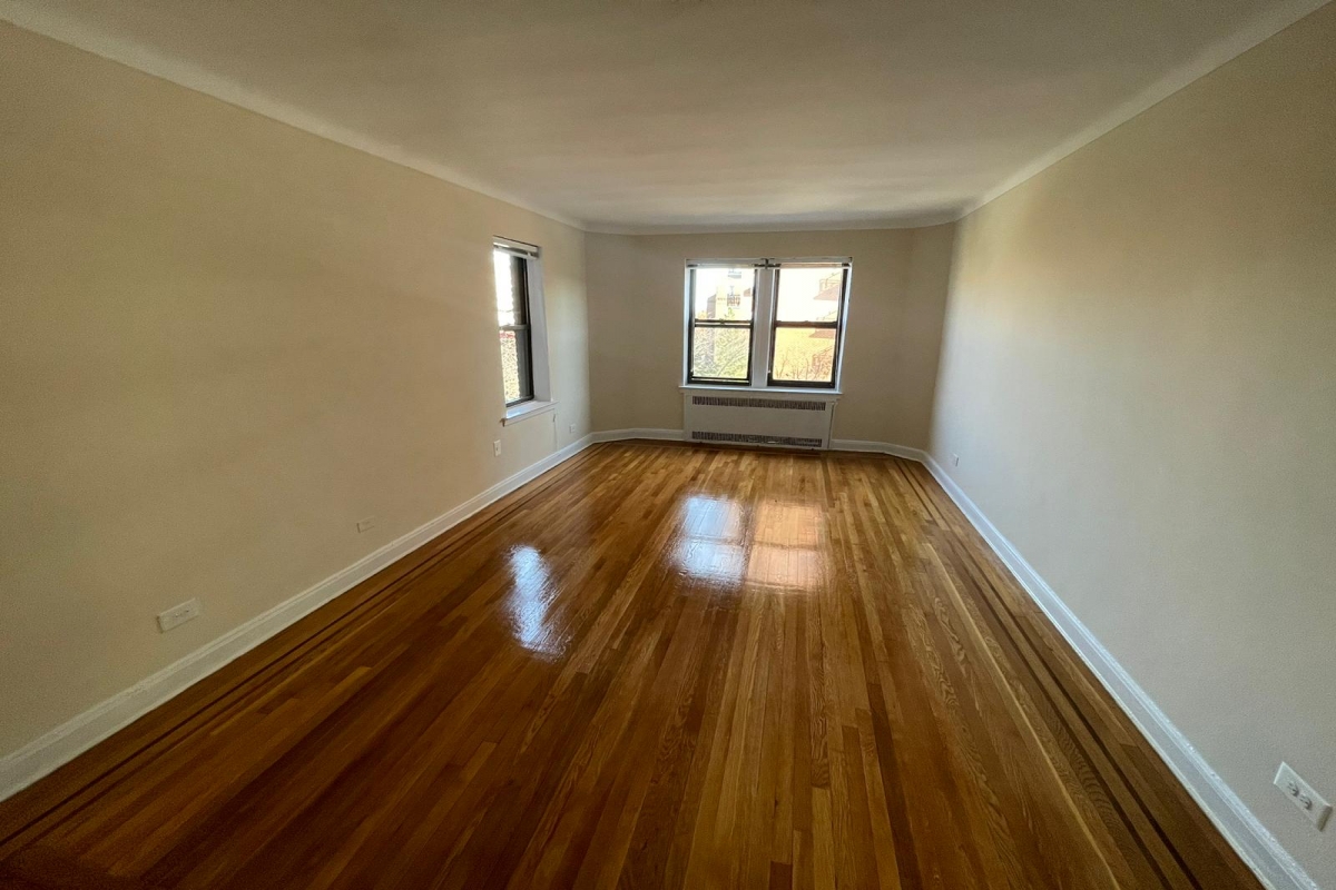 Apartment 112th Street  Queens, NY 11375, MLS-RD4999-6