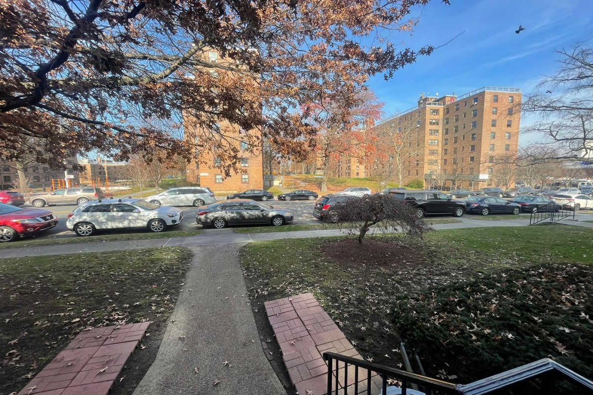 Apartment 71st Avenue  Queens, NY 11367, MLS-RD5003-10