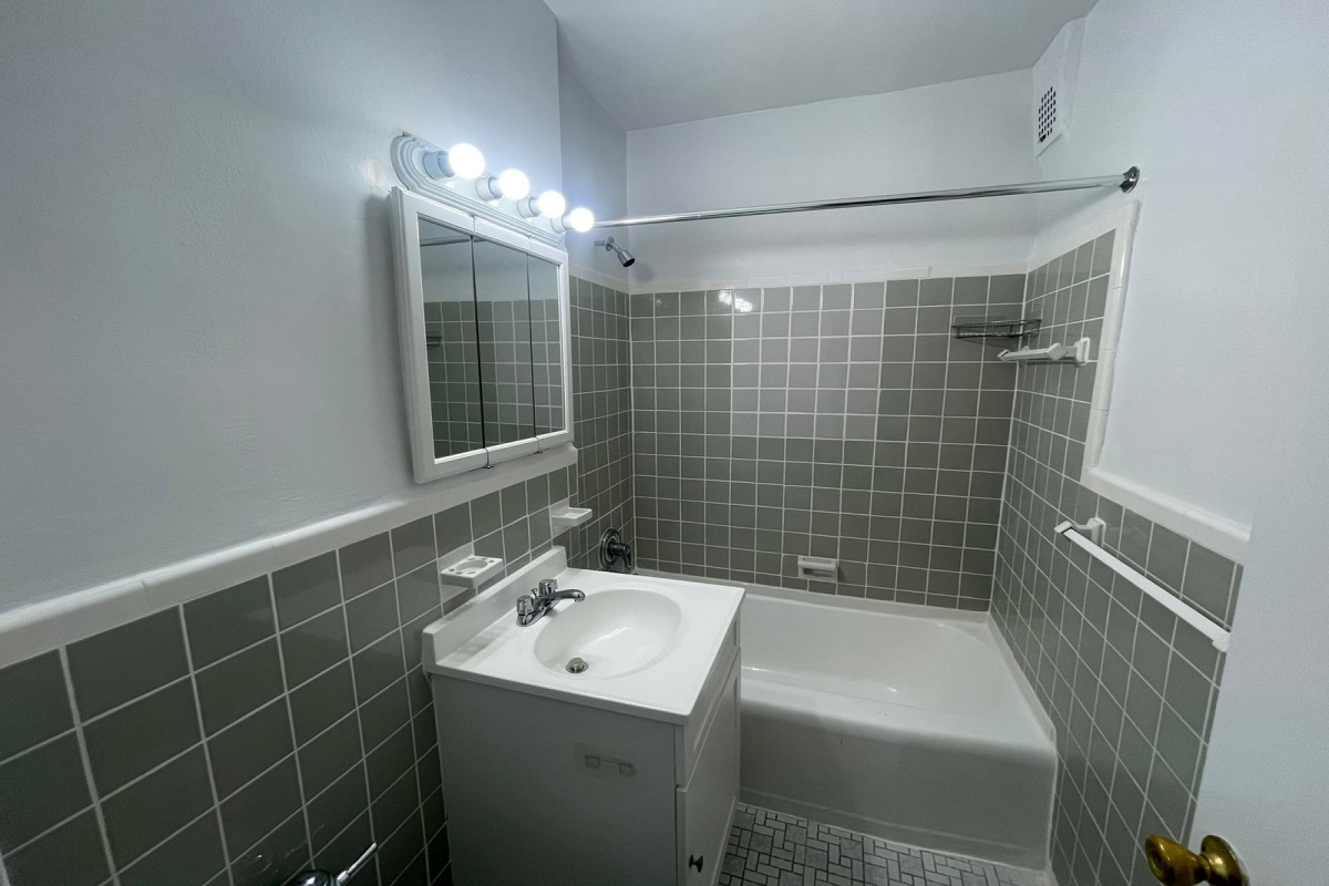 Apartment 67th Road  Queens, NY 11375, MLS-RD5006-19