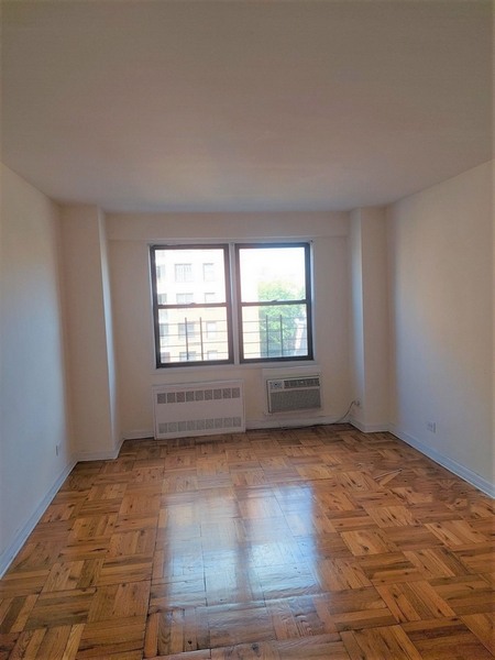 Apartment 67th Avenue  Queens, NY 11374, MLS-RD5008-3