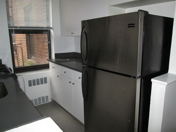 Apartment Saunders Street  Queens, NY 11374, MLS-RD5010-3