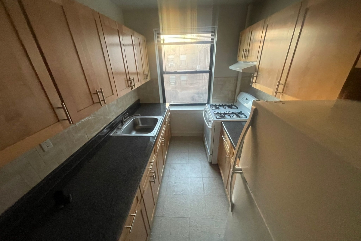 Apartment 66th Avenue  Queens, NY 11374, MLS-RD5017-3