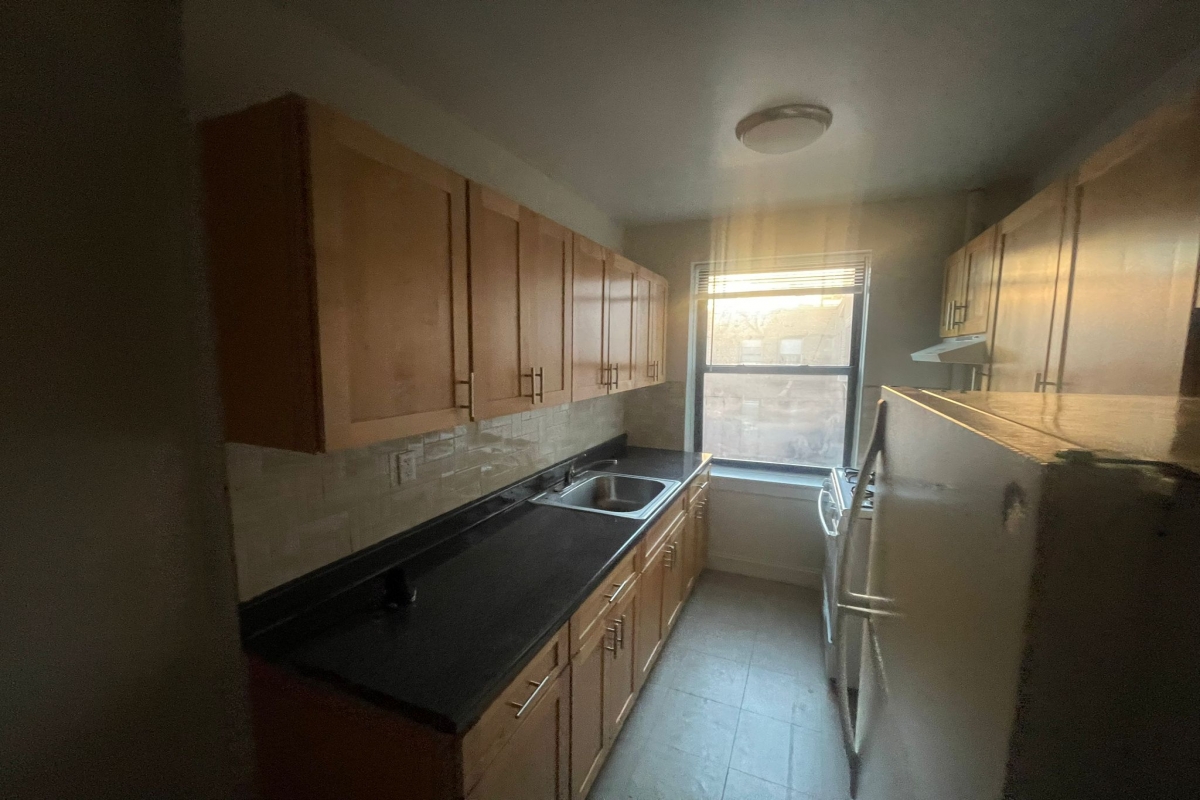 Apartment 66th Avenue  Queens, NY 11374, MLS-RD5017-6