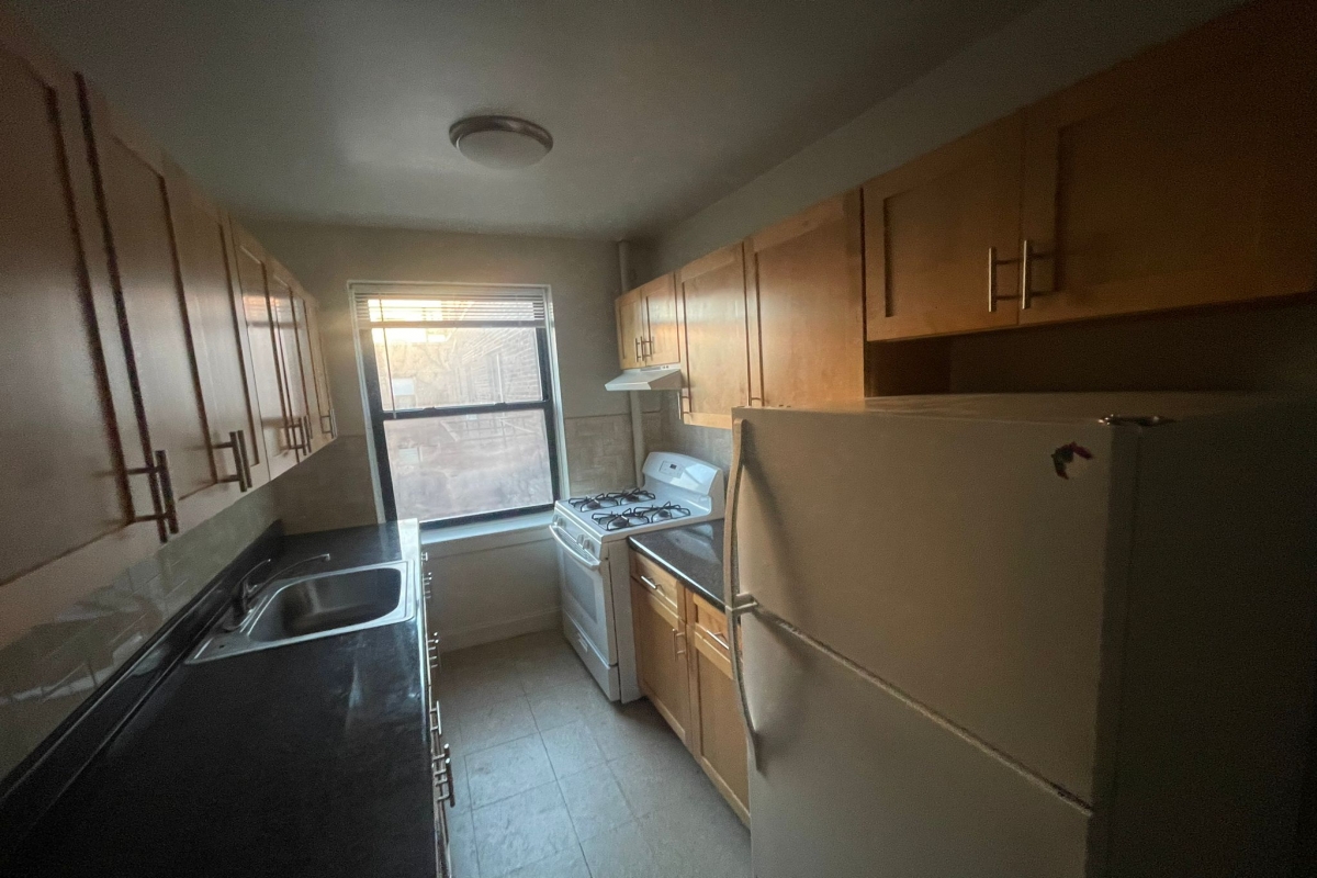 Apartment 66th Avenue  Queens, NY 11374, MLS-RD5017-8