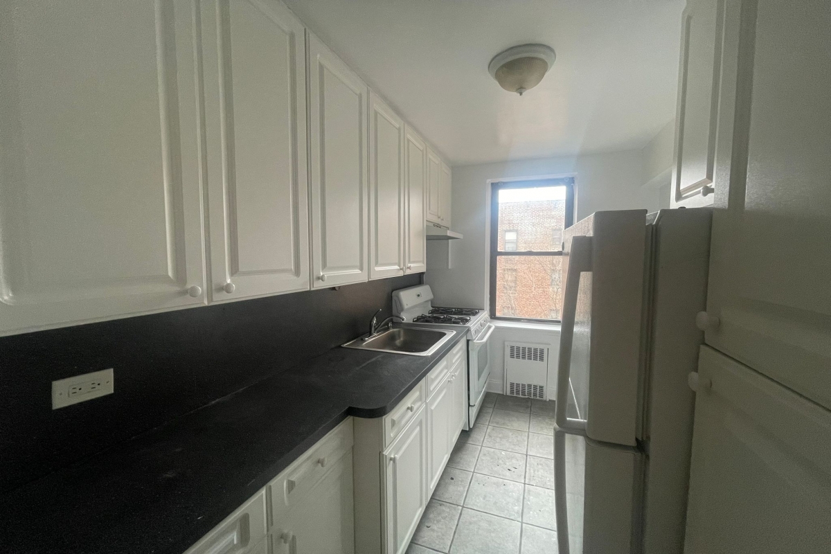 Apartment 118th Street  Queens, NY 11415, MLS-RD5054-5