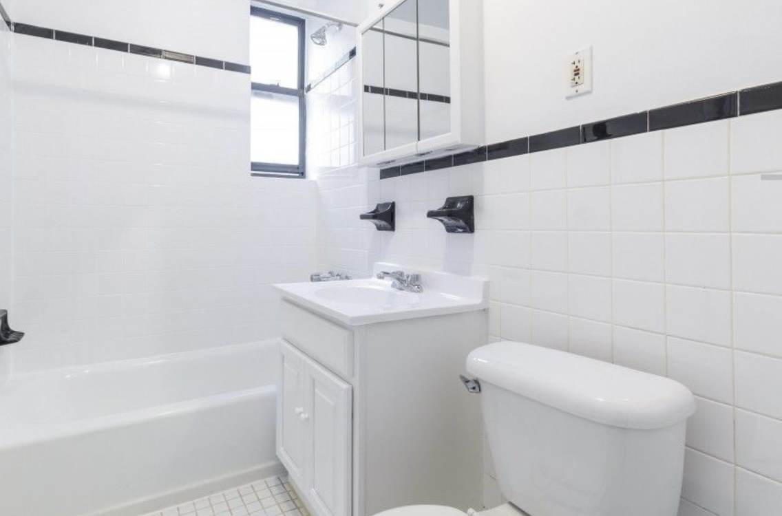 Apartment 49th Street  Queens, NY 11104, MLS-RD5060-6