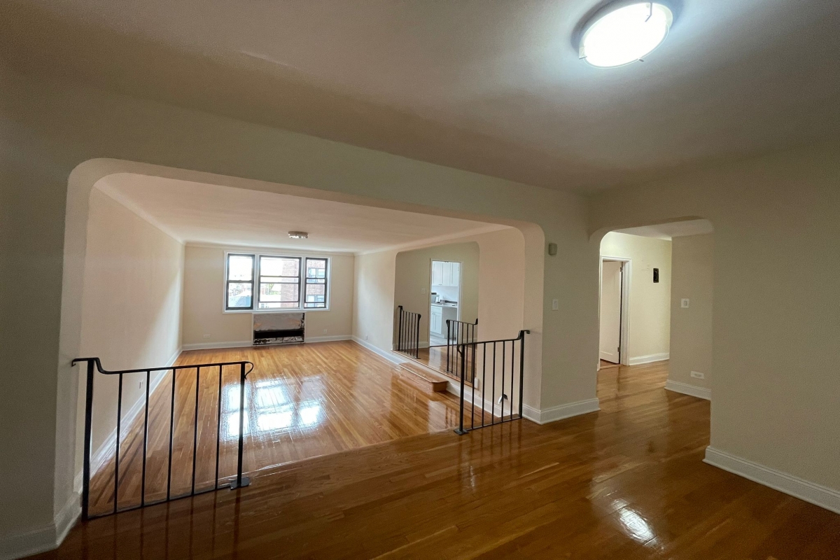 Apartment 63rd Drive  Queens, NY 11374, MLS-RD5086-2