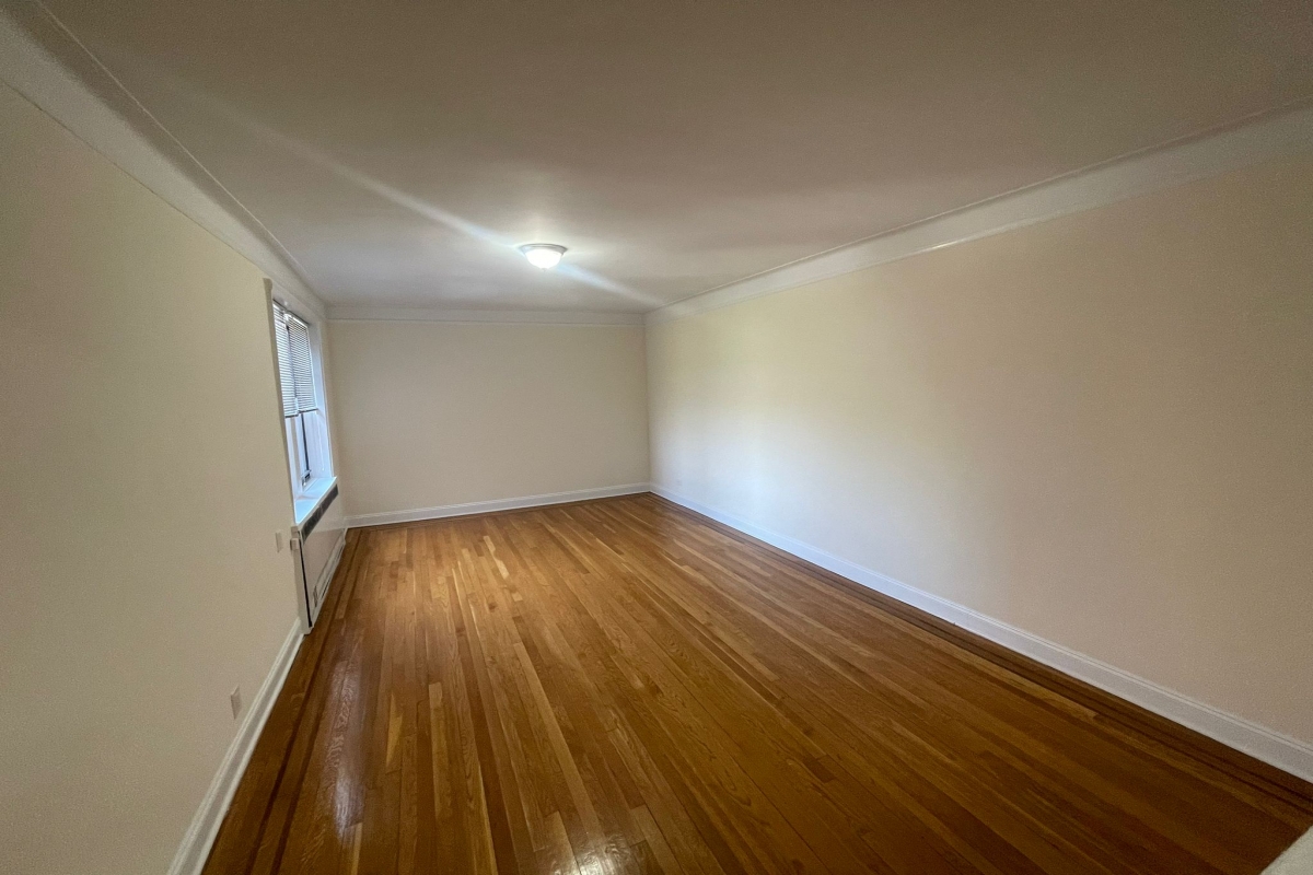 Apartment 167th Street  Queens, NY 11358, MLS-RD5087-7