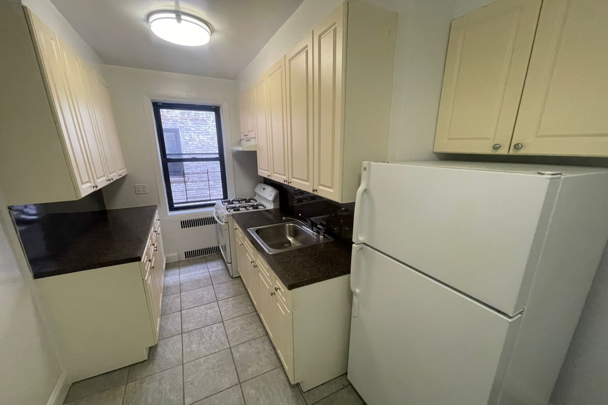 Apartment 167th Street  Queens, NY 11358, MLS-RD5089-4