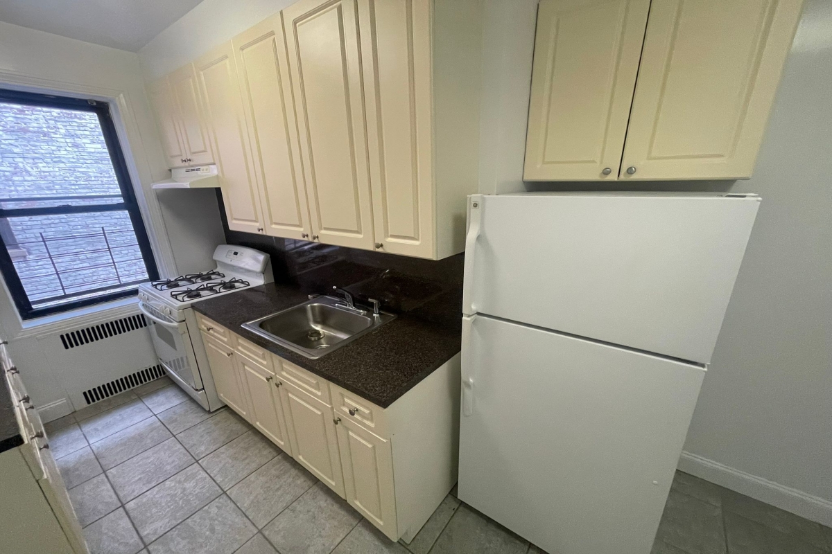 Apartment 167th Street  Queens, NY 11358, MLS-RD5089-5