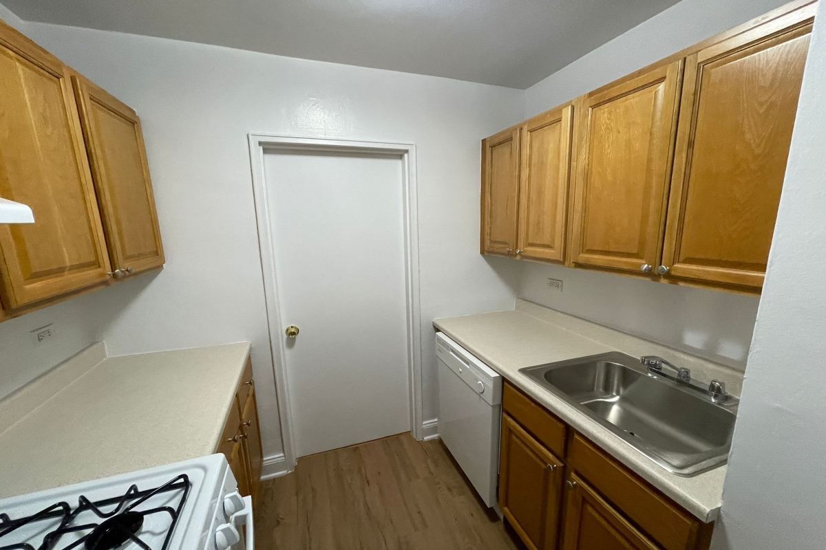 Apartment 103rd Street  Queens, NY 11375, MLS-RD5090-2