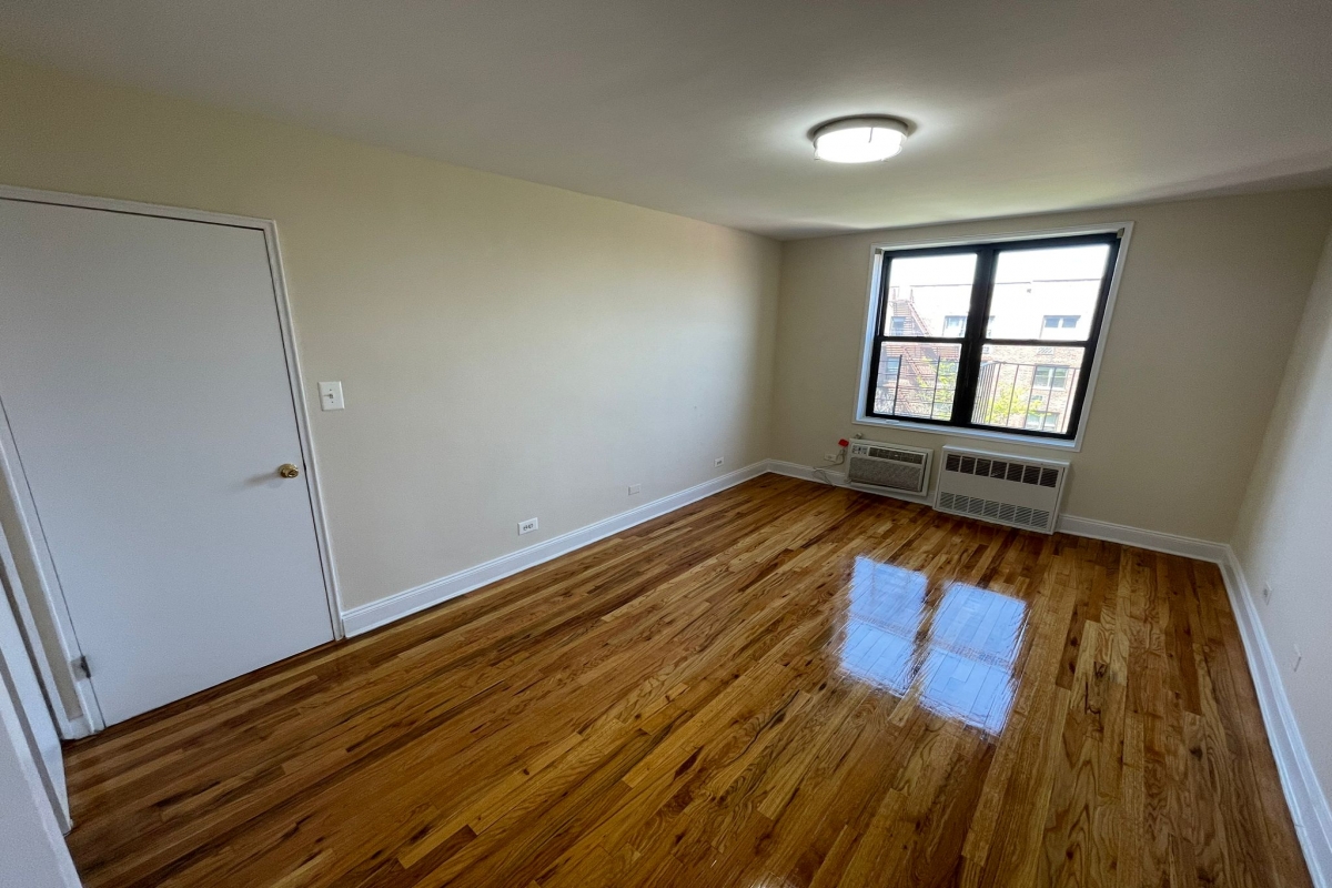 Apartment 103rd Street  Queens, NY 11375, MLS-RD5090-17