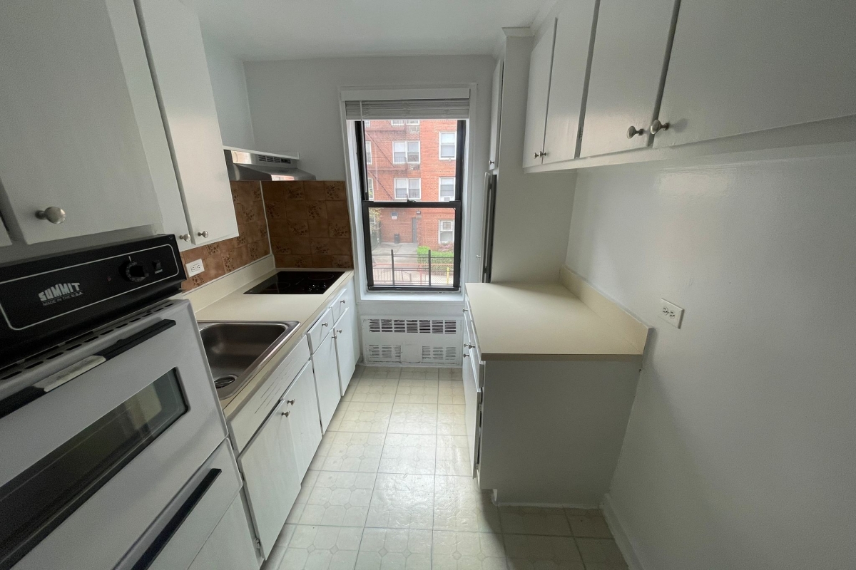 Apartment 79th Avenue  Queens, NY 11367, MLS-RD5091-5