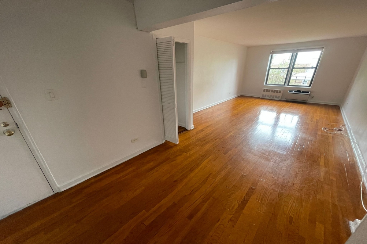 Apartment 79th Avenue  Queens, NY 11367, MLS-RD5091-6