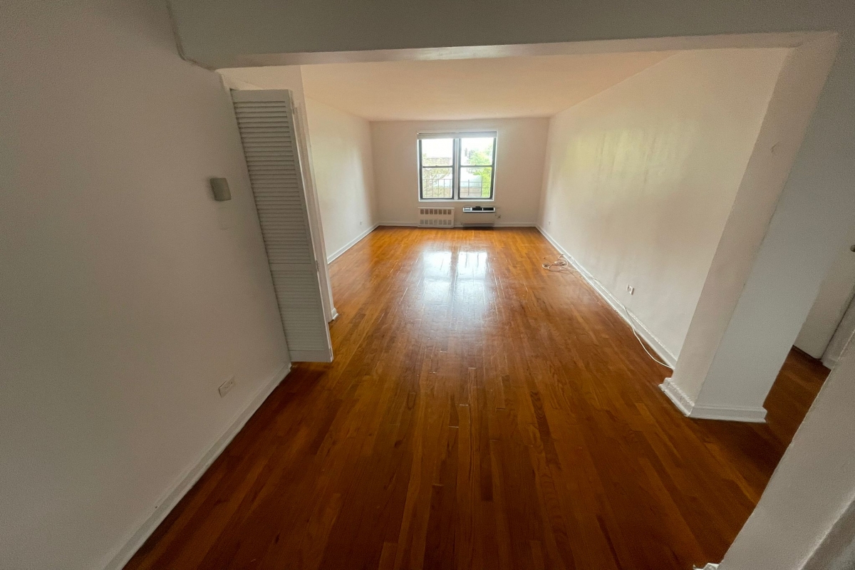 Apartment 79th Avenue  Queens, NY 11367, MLS-RD5091-8