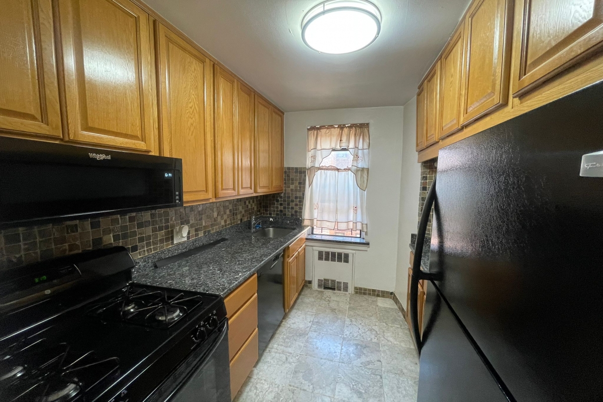 Apartment 108th Street  Queens, NY 11375, MLS-RD5092-6