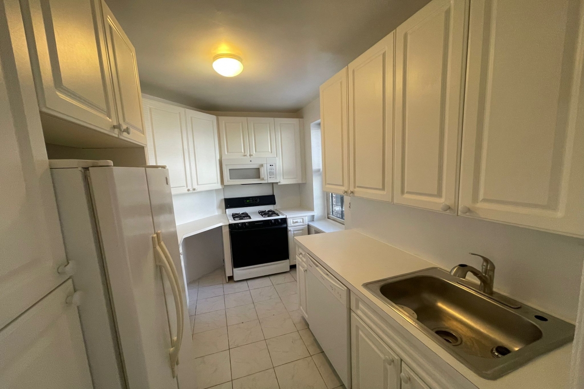 Apartment 113th Street  Queens, NY 11375, MLS-RD5094-3