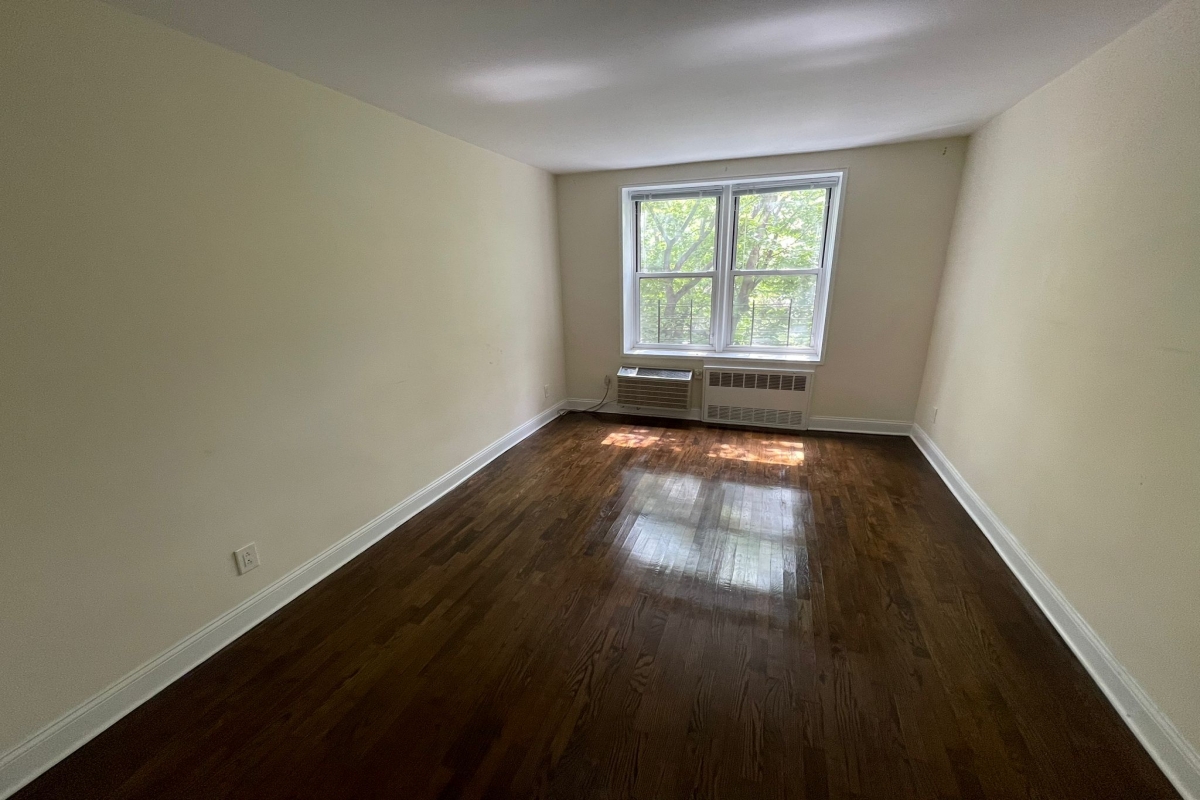 Apartment 150th Street  Queens, NY 11367, MLS-RD5110-2