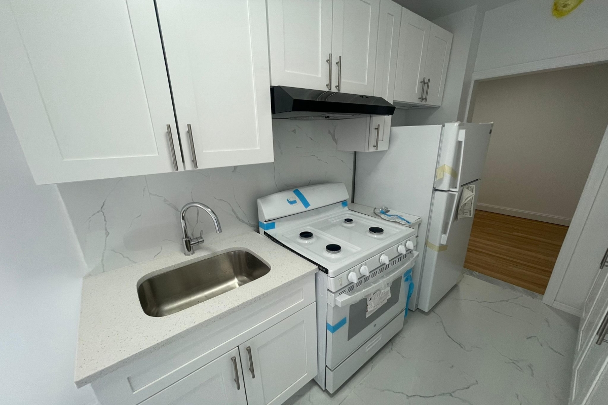 Apartment Booth Street  Queens, NY 11374, MLS-RD5119-7