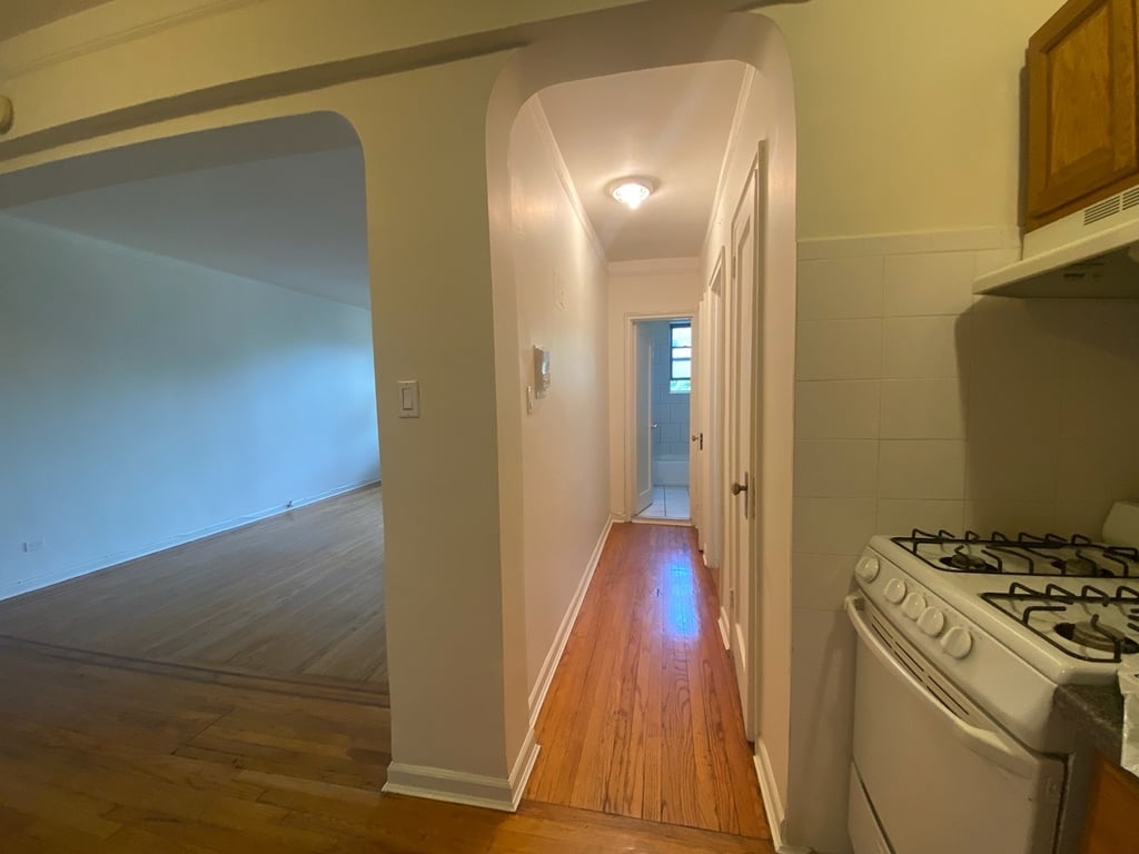 Apartment 83rd Avenue  Queens, NY 11415, MLS-RD5121-17