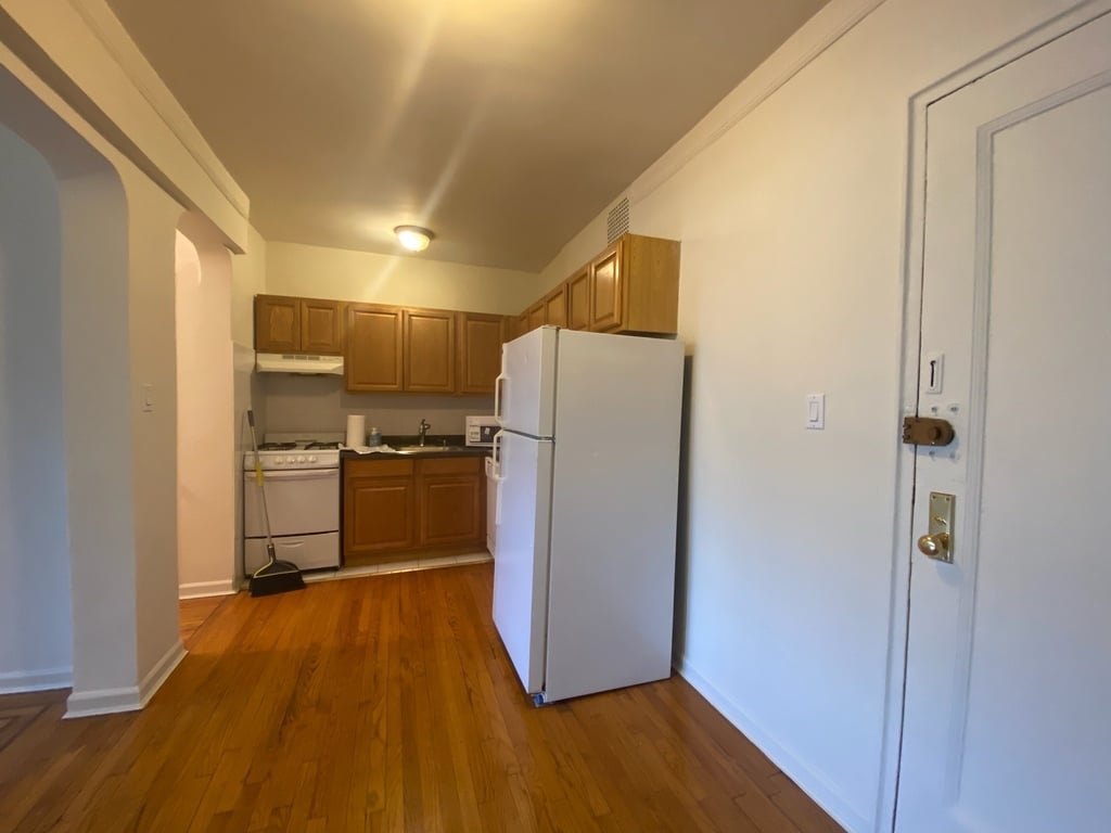 Apartment 83rd Avenue  Queens, NY 11415, MLS-RD5121-18