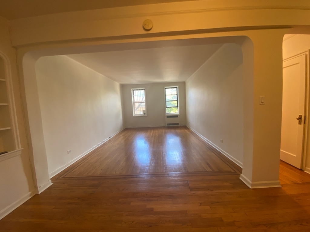 Apartment 83rd Avenue  Queens, NY 11415, MLS-RD5121-19