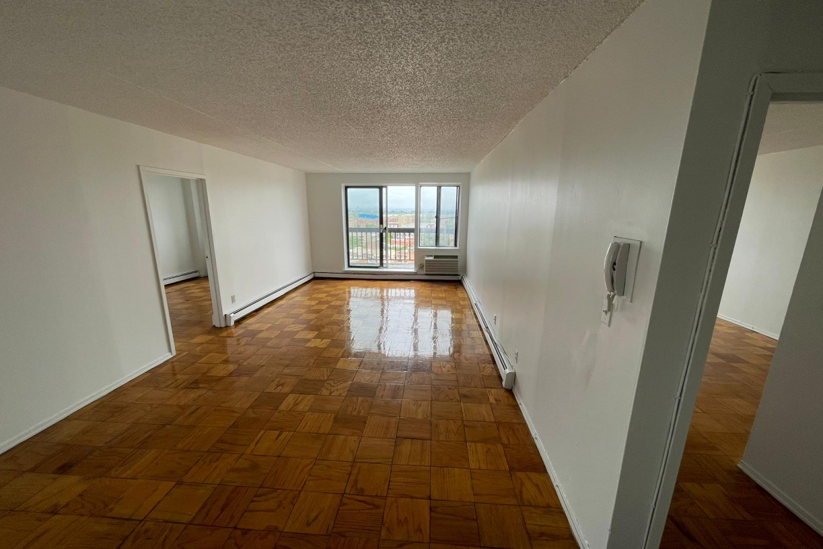 Apartment 34th Avenue  Queens, NY 11354, MLS-RD5131-11