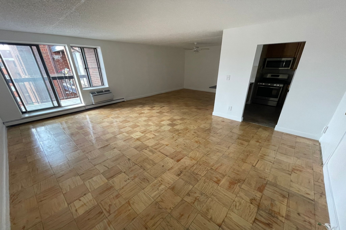 Apartment 34th Avenue  Queens, NY 11354, MLS-RD5132-6