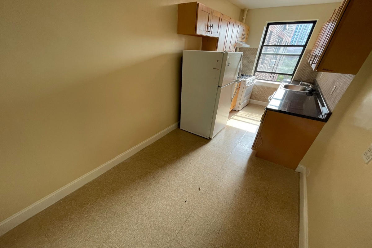 Apartment 66th Avenue  Queens, NY 11374, MLS-RD5135-3