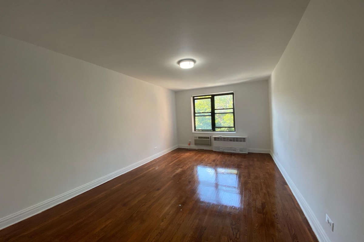 Apartment 67th Drive  Queens, NY 11375, MLS-RD5136-8