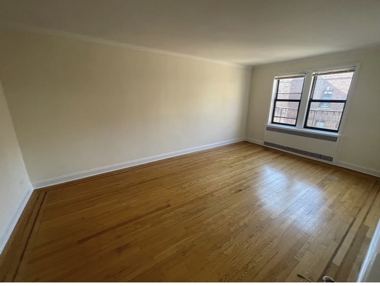 Apartment 32nd Avenue  Queens, NY 11377, MLS-RD5138-6