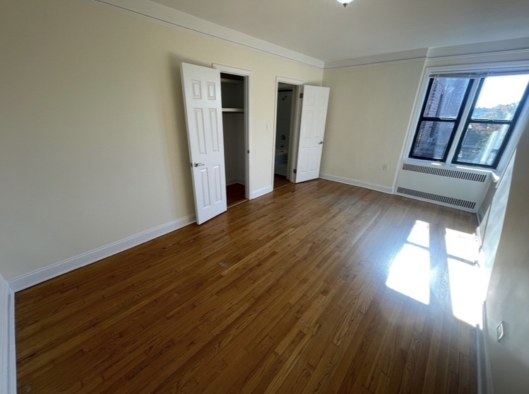 Apartment 32nd Avenue  Queens, NY 11377, MLS-RD5138-12