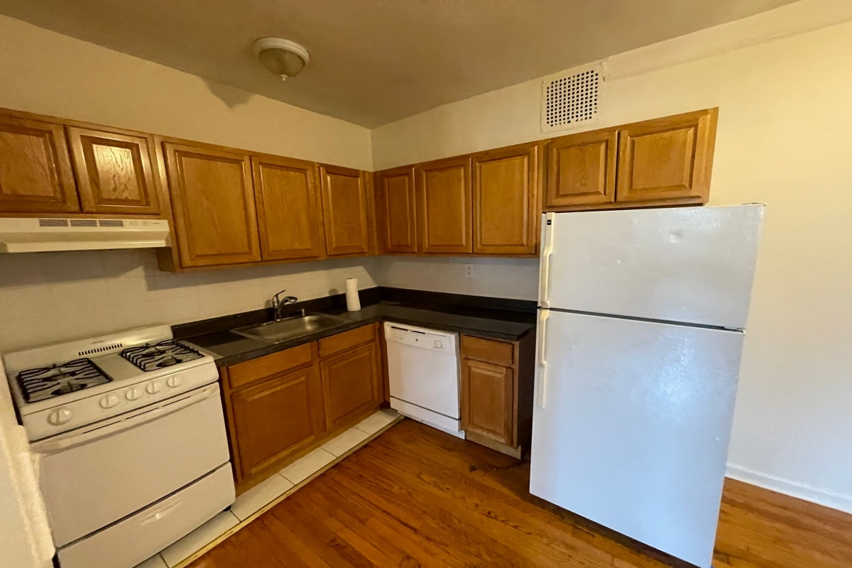 Apartment 83rd Avenue  Queens, NY 11415, MLS-RD5139-3