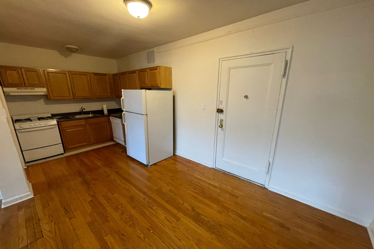 Apartment 83rd Avenue  Queens, NY 11415, MLS-RD5139-4