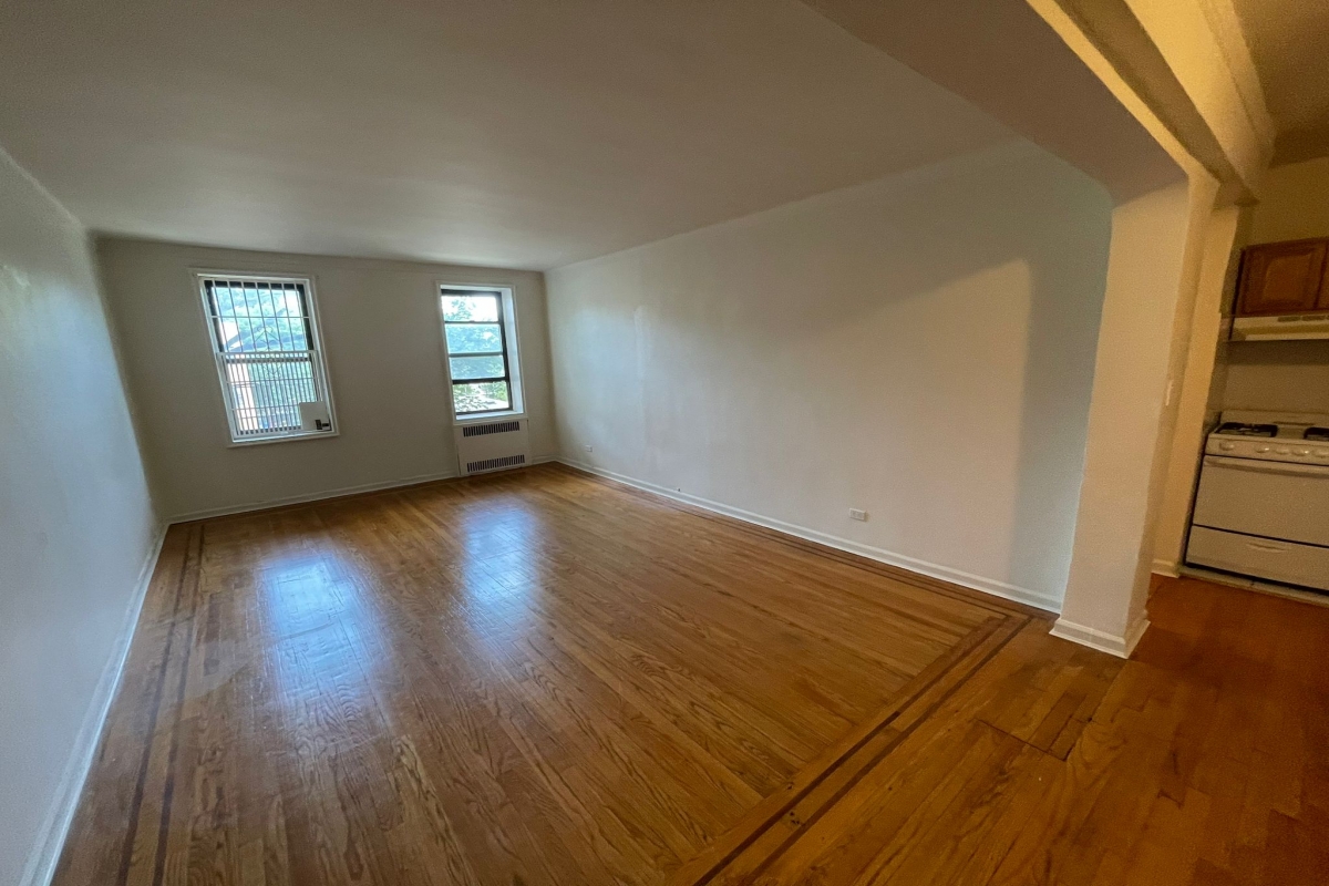 Apartment 83rd Avenue  Queens, NY 11415, MLS-RD5139-6