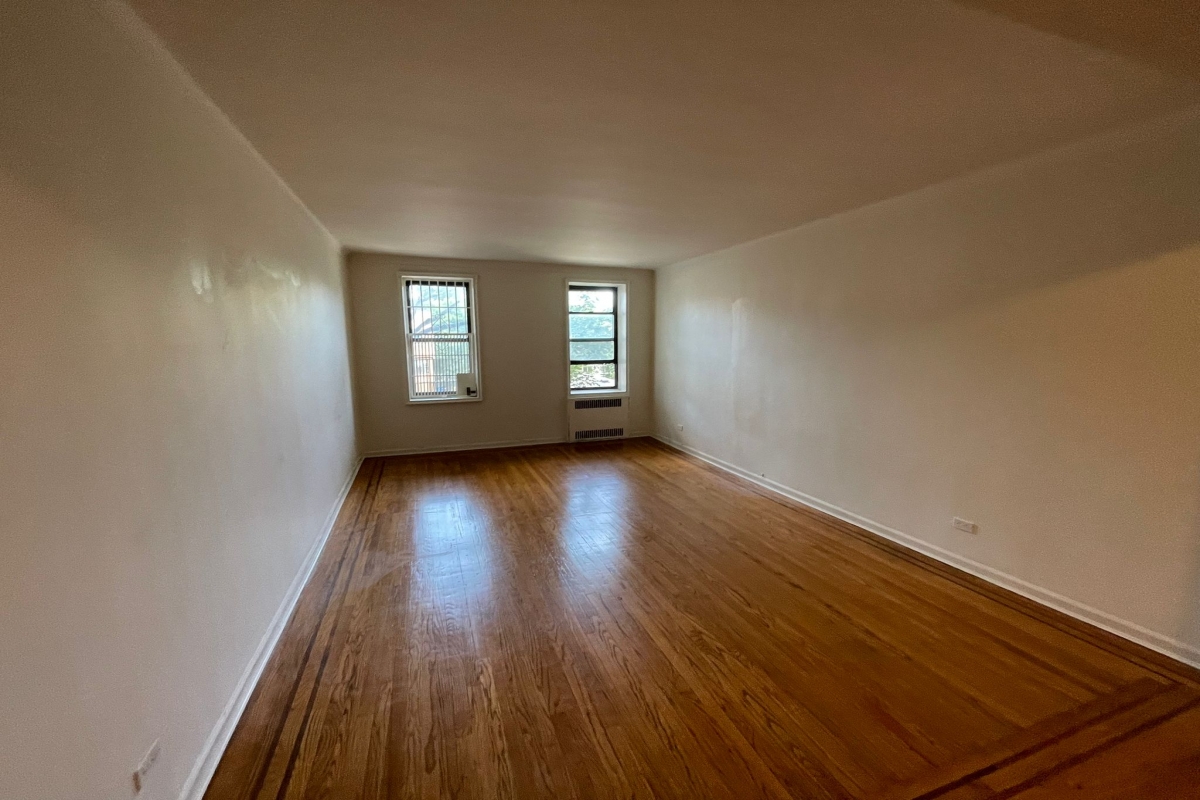 Apartment 83rd Avenue  Queens, NY 11415, MLS-RD5139-7