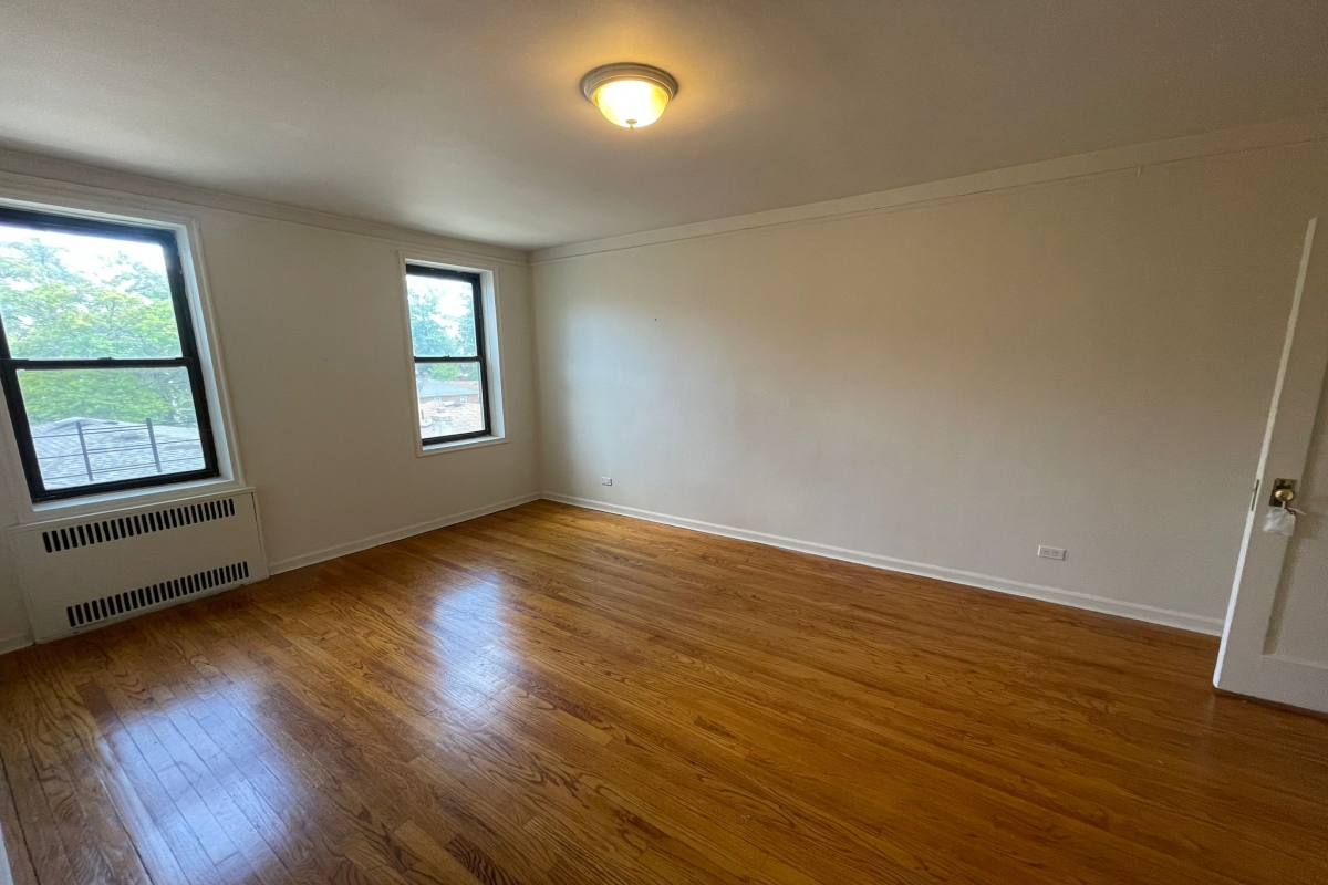 Apartment 83rd Avenue  Queens, NY 11415, MLS-RD5139-14