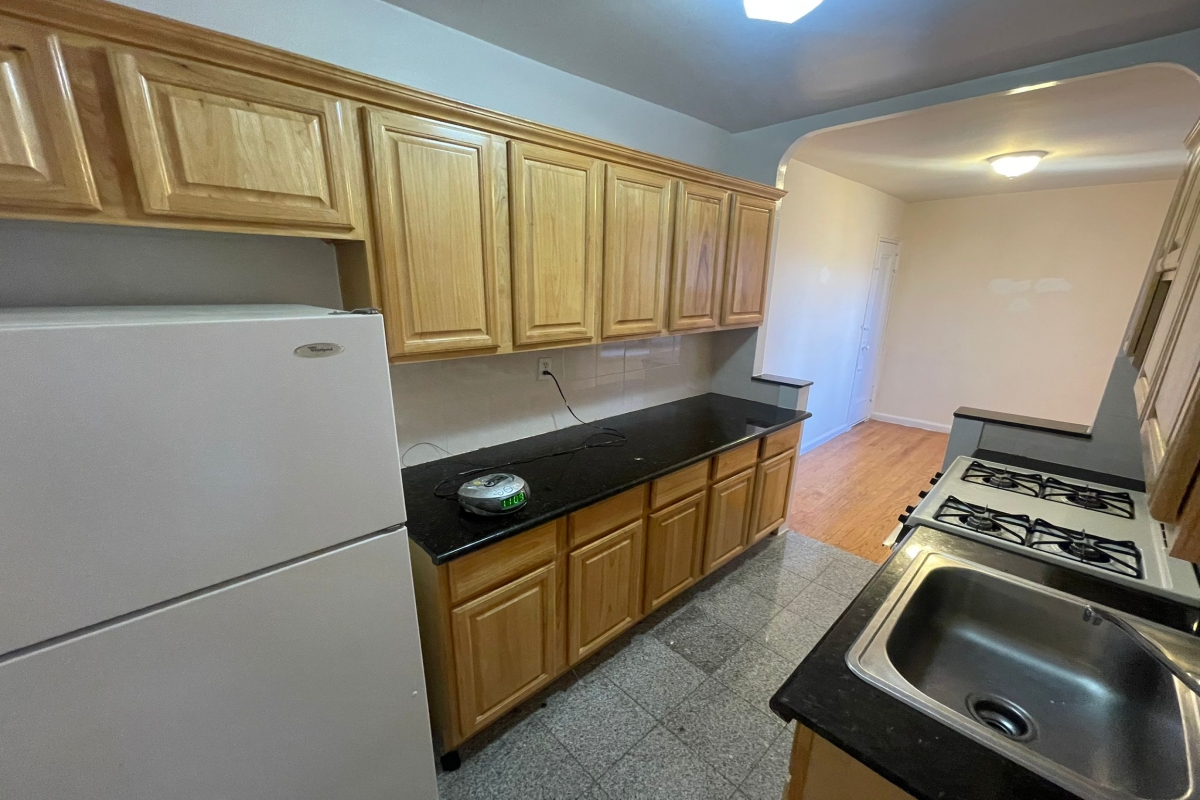 Apartment Wetherole Street  Queens, NY 11374, MLS-RD5140-9