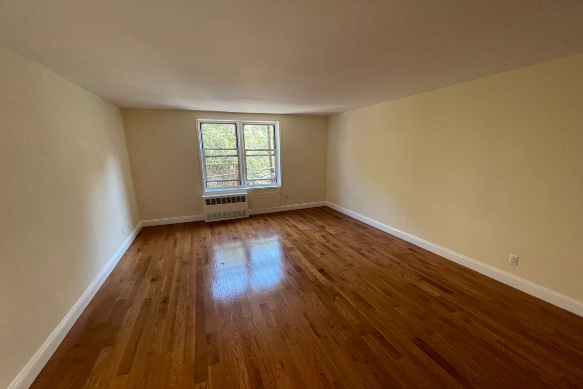 Apartment Booth Street  Queens, NY 11374, MLS-RD5144-12