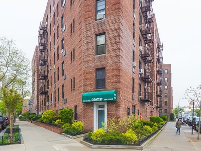 Apartment 40th Street  Queens, NY 11104, MLS-RD5148-8