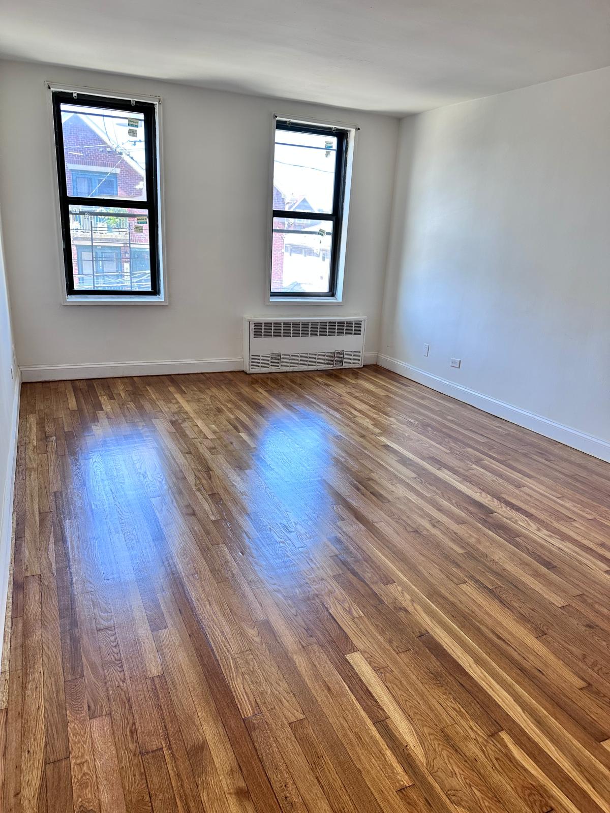 Apartment 117th Street  Queens, NY 11694, MLS-RD5159-4